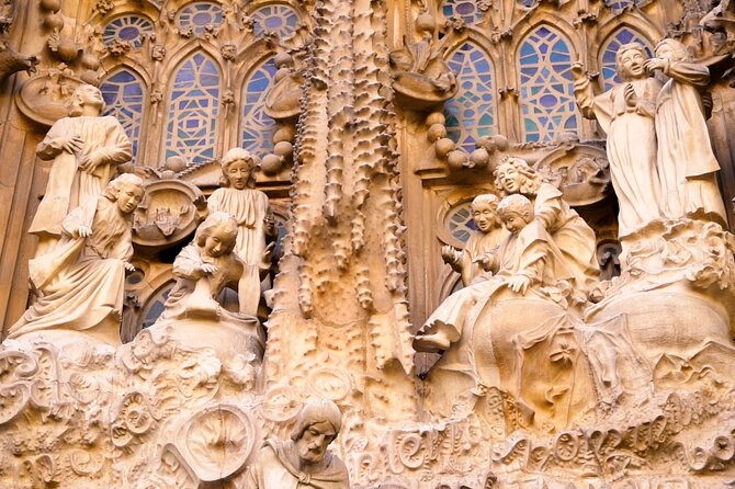 Barcelona: Sagrada Familia Skip-the-Line Guided Tour and Tickets - The museum displays Gaudí’s working process