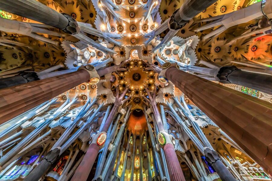 Barcelona: Sagrada Família Skip the Line Tour & Entry Ticket - Stay after the 75-minute tour