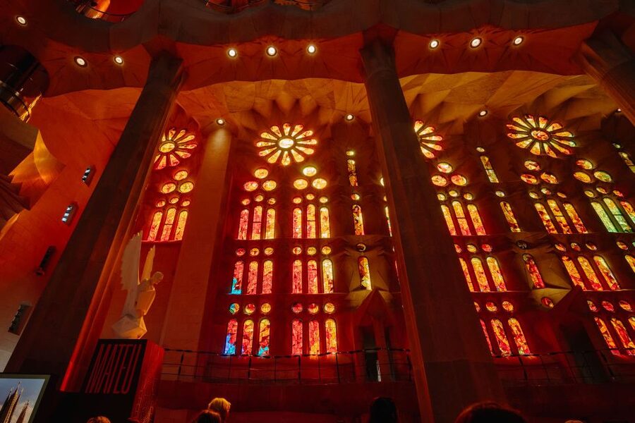 Barcelona: Sagrada Familia Tour w/Skip-the-Line Entry Ticket - Key points to know before booking