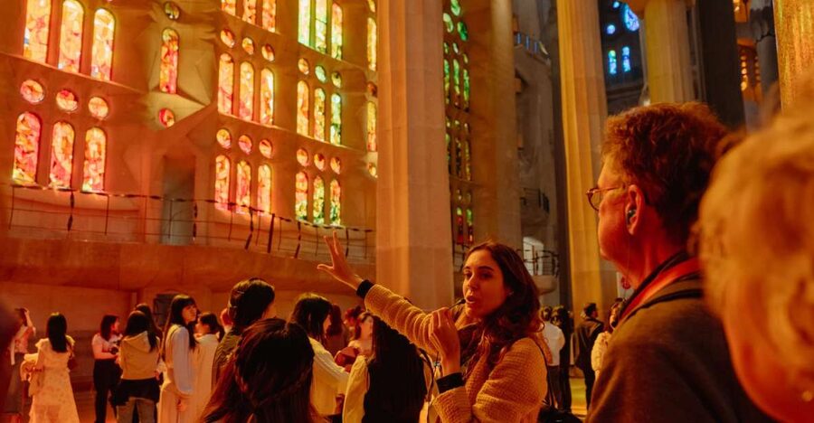 Barcelona: Sagrada Familia Tour w/Skip-the-Line Entry Ticket - Why a guided Sagrada Familia visit is worth considering