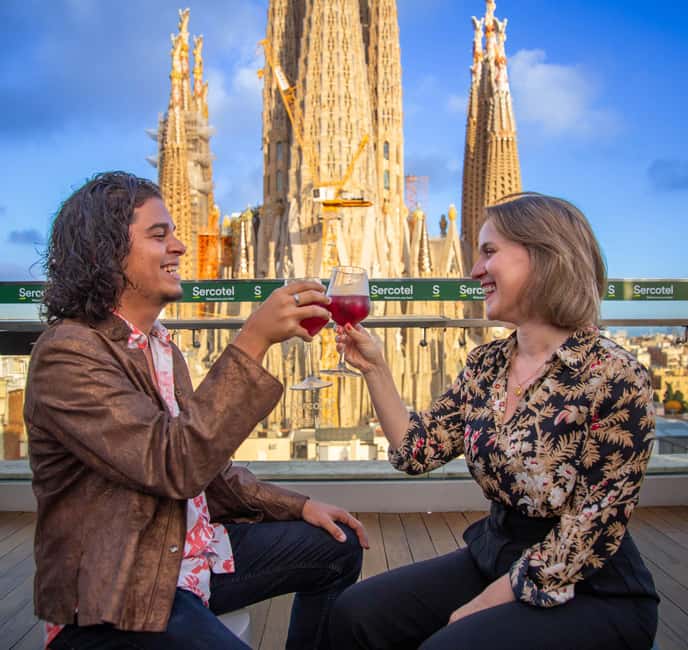 Barcelona: Sagrada Familia Tour with Optional Extras - What the guides do best