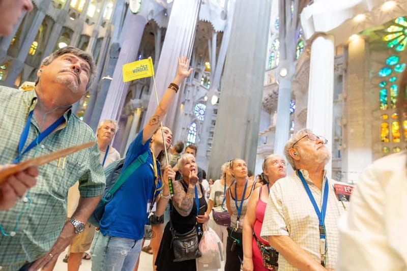 Barcelona: Sagrada Familia Tour with Skip-the-Line Access - Clothing, bags, and mobility concerns