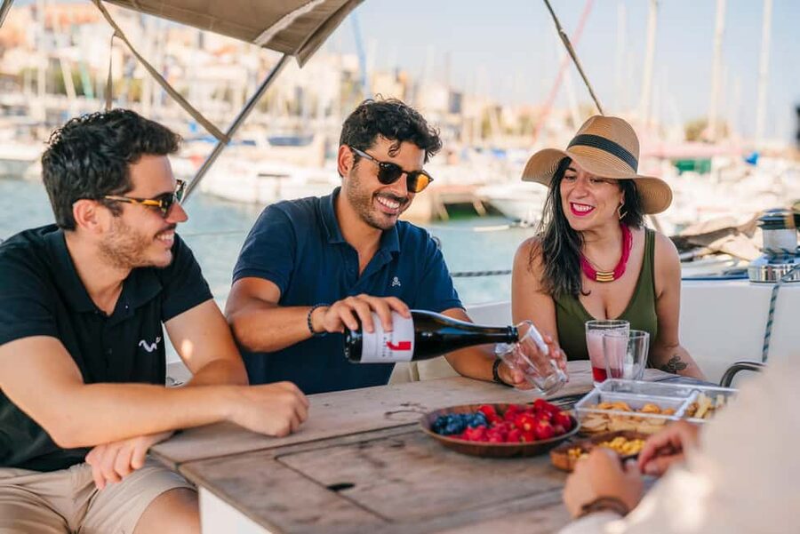 Barcelona: Sailing Cruise & Vineyard Tour with Wine Tasting - A coastal cruise with two very different moods