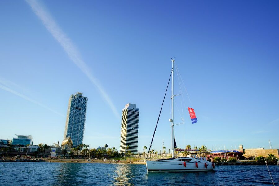 Barcelona: Sailing Tour with Vermouth and Drinks - Taking the helm and learning a little sailing