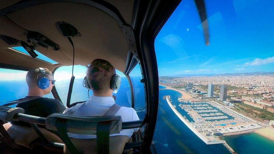 Barcelona: Scenic Helicopter Flight - Who should book this flight?