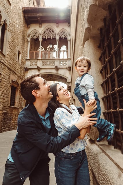 ✅ Barcelona: Sightseeing Professional Photoshoot Session - Timing, pace, and practical comfort