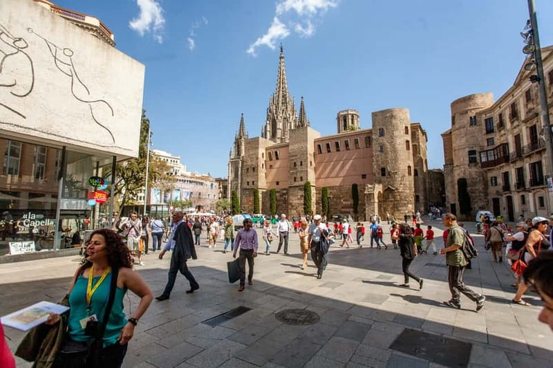 Barcelona: Small Group Picasso Tour with Picasso Museum - Why Picasso makes sense on Barcelona’s streets