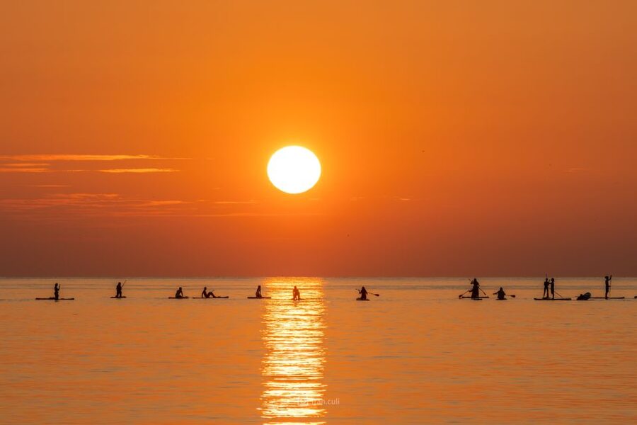 Barcelona: Sunrise Paddleboarding with Instructor and Photos - Is $32 good value for two hours?
