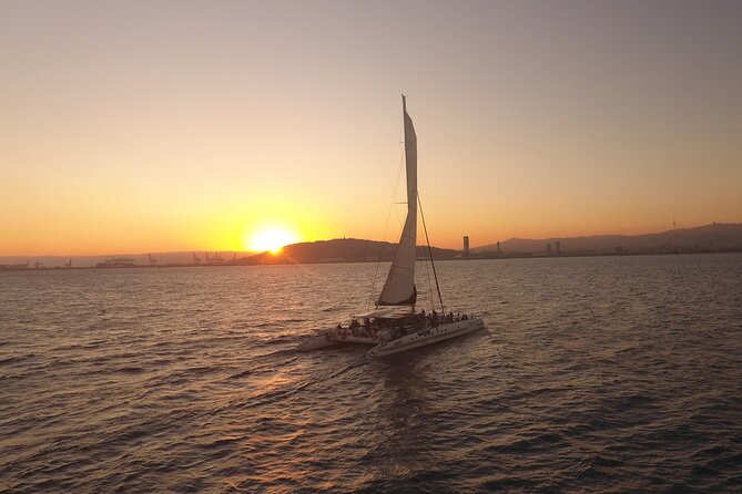 Barcelona Sunset Live Jazz Music Cruise - The First Part of the Cruise: Harbor Views and City Details