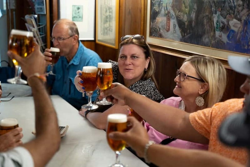 Barcelona: Tapas and Drinks Tour of Old Town - Gothic Quarter history between the plates