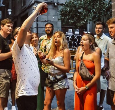 Tapas Walking Tour with Food, Wine, and History