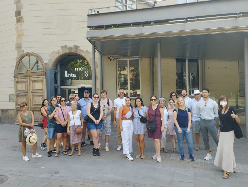 Barcelona: “The Shadow of the Wind” Literary Walking Tour - Plaça Reial and the first taste of old Barcelona