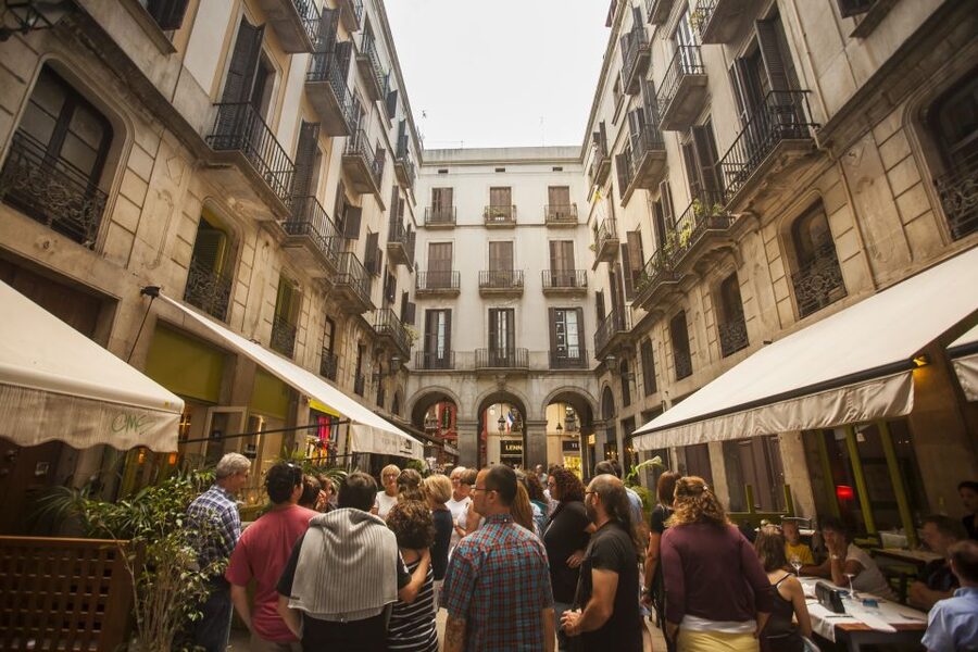 Barcelona: “The Shadow of the Wind” Literary Walking Tour - Starting at La Rambla and moving into the old city