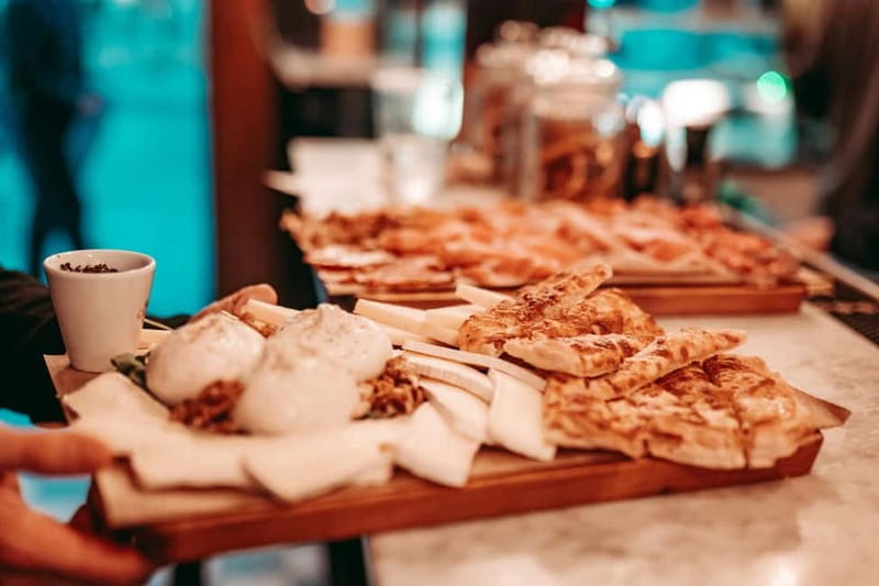Barcelona: Tipsy Tapas & History Tour in the Gothic Quarter - Second stop: a colorful bar with broader flavors