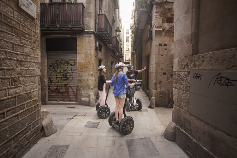 Barcelona: Welcome to Barcelona Segway Tour - Why a Segway makes sense in Barcelona
