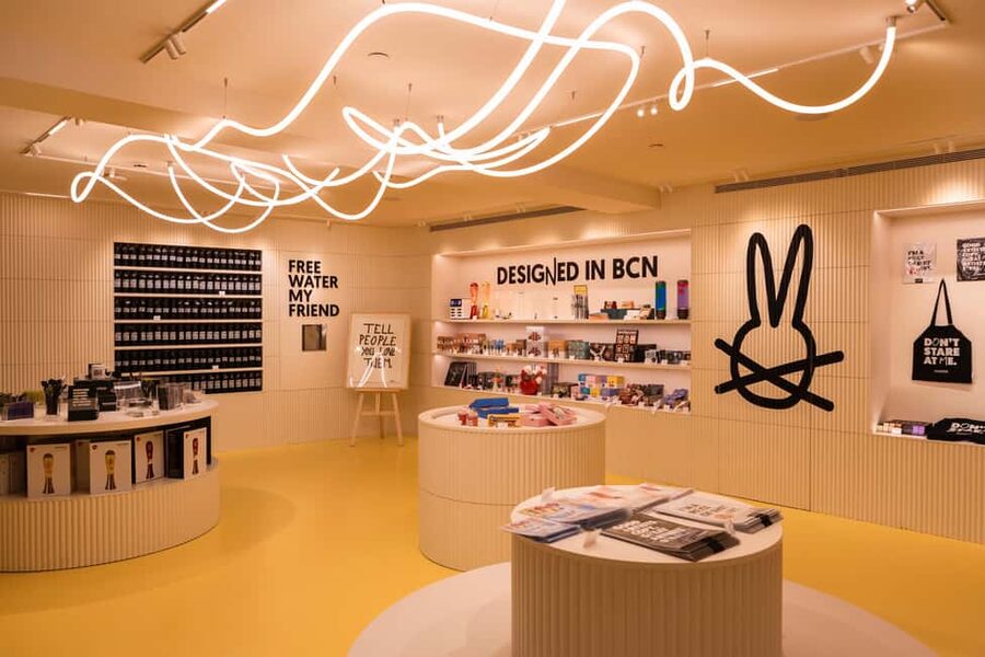 Barcelona: White Rabbit Catalonia's Top Immersive Experience - The Cube, Screens, VR, and Infinity Room