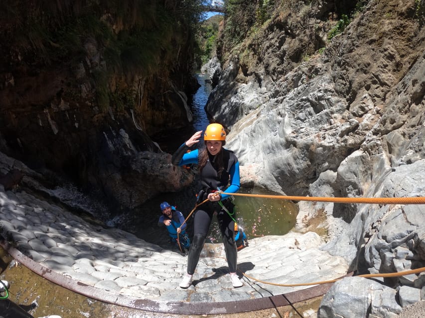 Benahavís: Canyoning Guided Tour at Guadalmina River - Getting fitted with the right canyoning gear