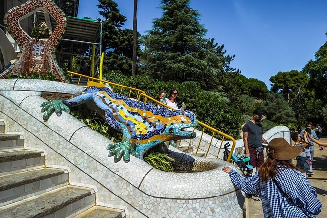 Best of Barcelona Shore Excursion & Sagrada Familia Skip the Line - The full-day route: Park Güell and La Pedrera