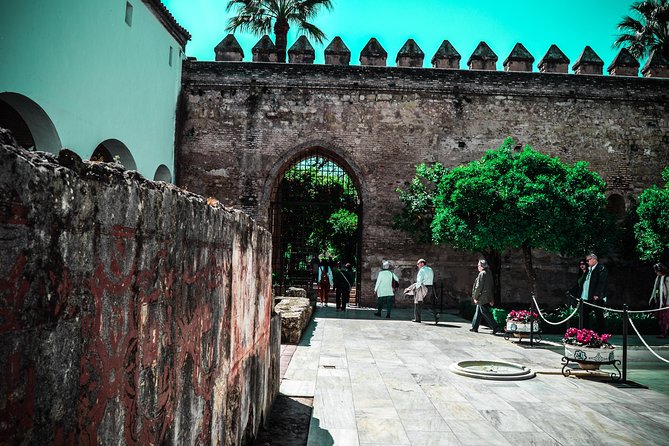 Best of Cordoba Guided Tour - The Caliphal Baths near the river