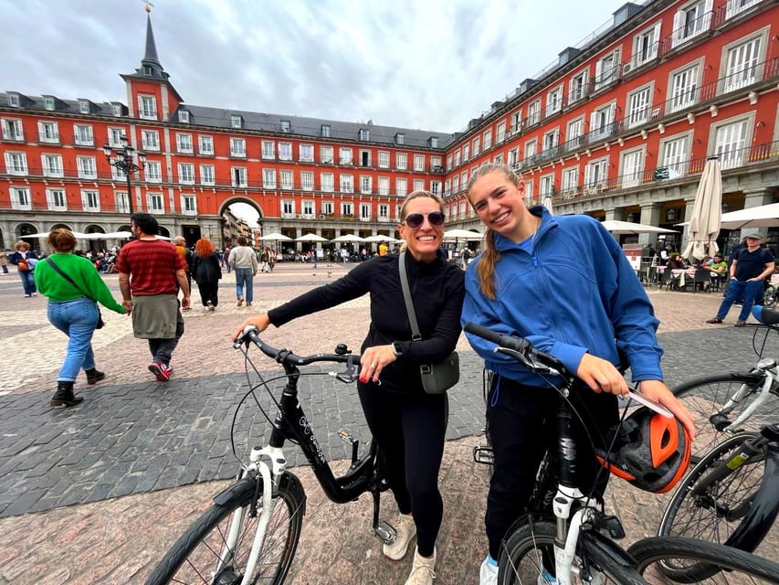 Best of Madrid: 3-Hour Guided Bike Tour in Small Groups - Why a bicycle works so well in Madrid