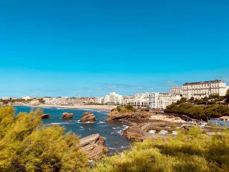 Bilbao: Biarritz, Saint Jean de Luz, and San Sebastian Tour - One day, two countries, and a lot of coast