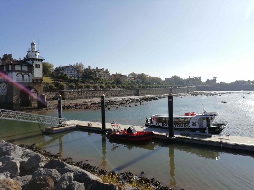 Bilbao: Bilbao Estuary and Abra Bay Boat Tour - From Town Hall to the Deusto Canal