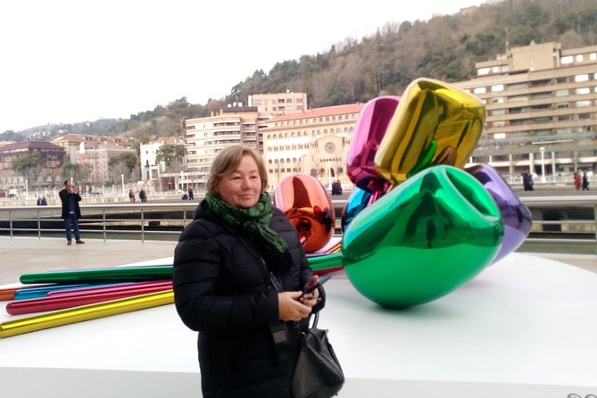 Bilbao: Guggenheim Like Never Before: VIP Access. Small Group.Top - The art inside: selected modern and postmodern works