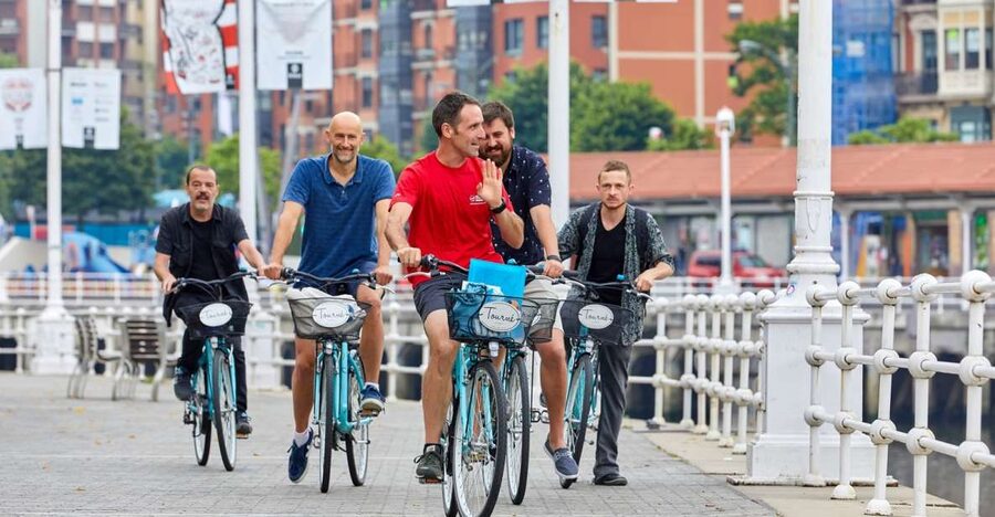 Bilbao: Guided Highlights Small Group or Private E-Bike Tour - Why an e-bike is a smart way to see Bilbao
