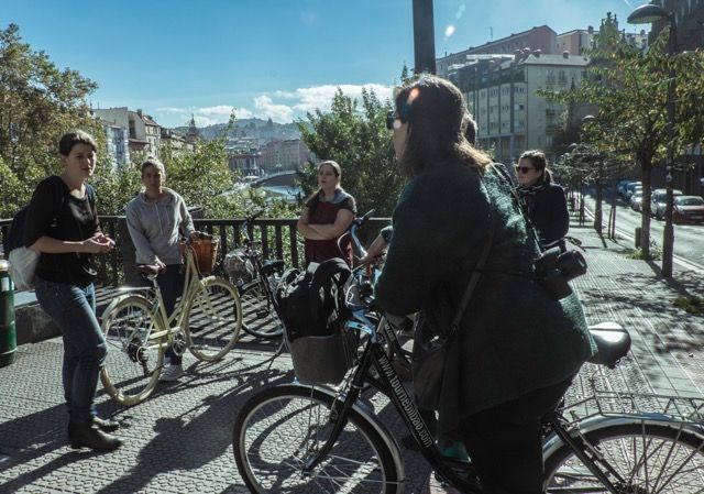 Bilbao: Guided Highlights Small Group or Private E-Bike Tour - The Guggenheim and Zubizuri Bridge by bicycle