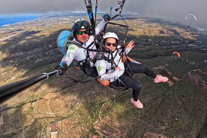 BRONZE tandem paragliding flight in South Tenerife, free pick up - The possible finish at La Caleta beach