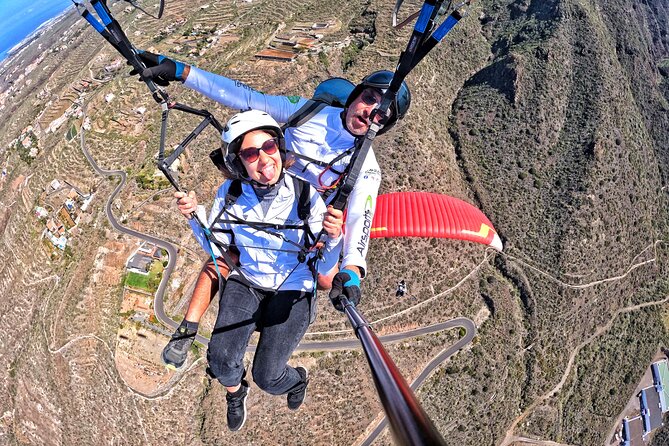 BRONZE tandem paragliding flight in South Tenerife, free pick up - Price, timing, and what you receive