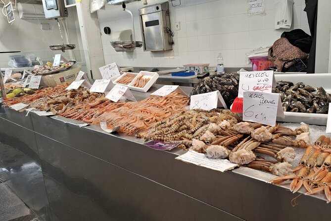 Cadiz Food Tour: Tapas, Drinks and Delights with a Local - City Hall, the old arches and a final glass of sherry