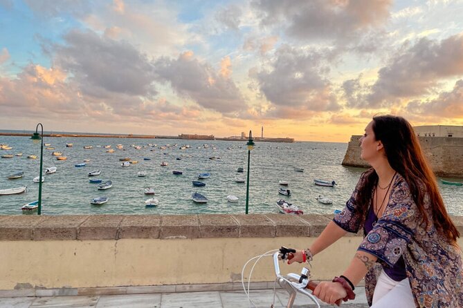 Cadiz Small Group Bike Tour - How the Guides Shape the Experience