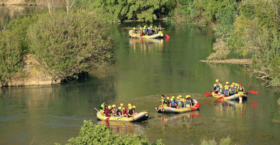 Calasparra: Almadenes Canyon Rafting with Caves and Rock Art - Forty minutes of rafting through Almadenes Canyon