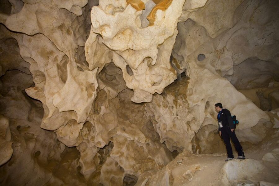 Calasparra: Cueva del Puerto Entry Ticket with Guided Tour - The bridges bring a bit of Indiana Jones drama