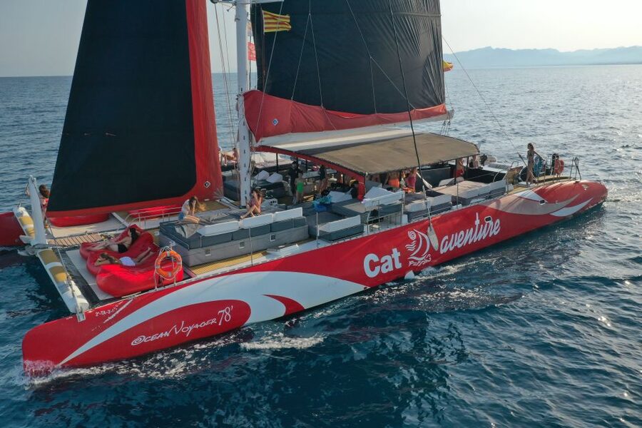 Cambrils: Catamaran Cruise with Drinks and BBQ Lunch Option - Swimming, Snorkeling, and Sea Conditions