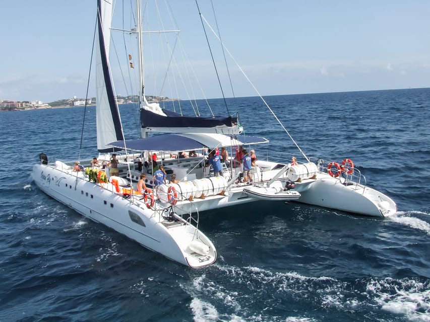 Cambrils: Costa Daurada Sail Catamaran Cruise - The coastal ride toward Cap Salou