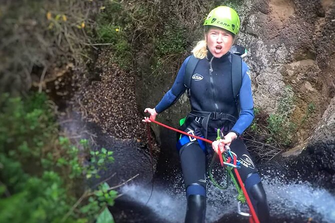 Canyoning Experience in Gran Canaria (Cernícalos canyon) - Getting fitted with ropes and neoprene