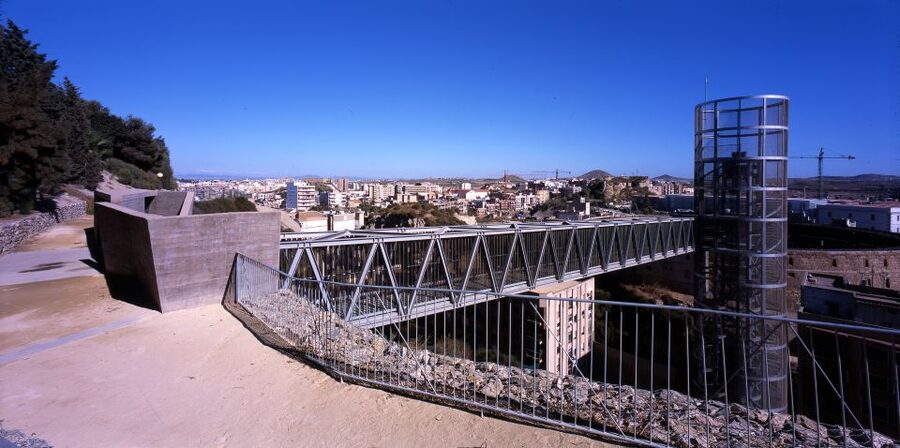 Cartagena: Panoramic Lift & Conception Castle Ticket - Look down on the Roman amphitheater and Bullring