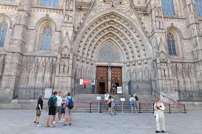 Cathedral of Barcelona Entrance Ticket - Optional Private Guide - Ticket problems you should avoid
