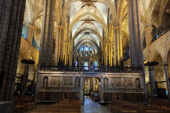 Cathedral of Barcelona Entrance Ticket - Optional Private Guide - A practical visit from entry to rooftop