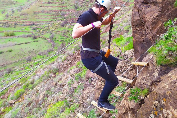 Climbing + Zipline + Via Ferrata + Cave. Adventure route in Gran Canaria - Who will enjoy this route most