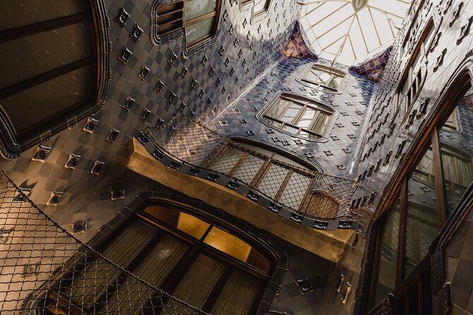 Complete Gaudi Tour: Casa Batllo, Park Guell & Sagrada Familia - Casa Milà, known as La Pedrera