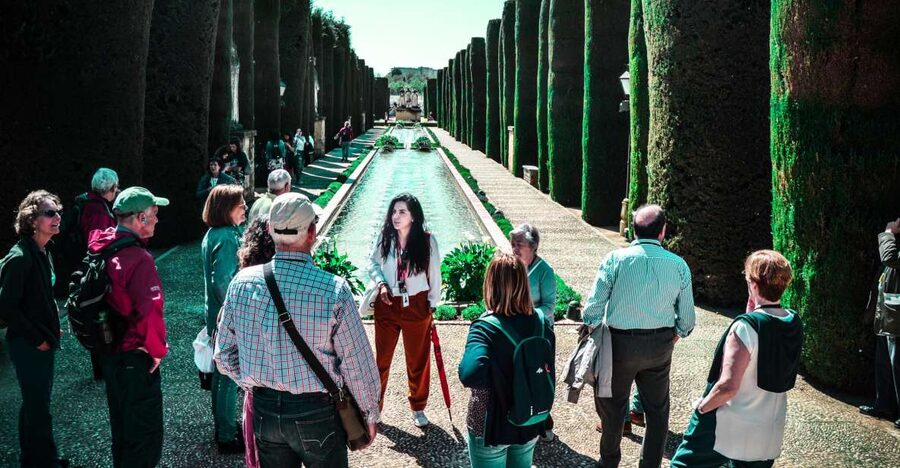 Cordoba: Alcázar de los Reyes Cristianos 1-Hour Guided Tour - A royal fortress with several lives