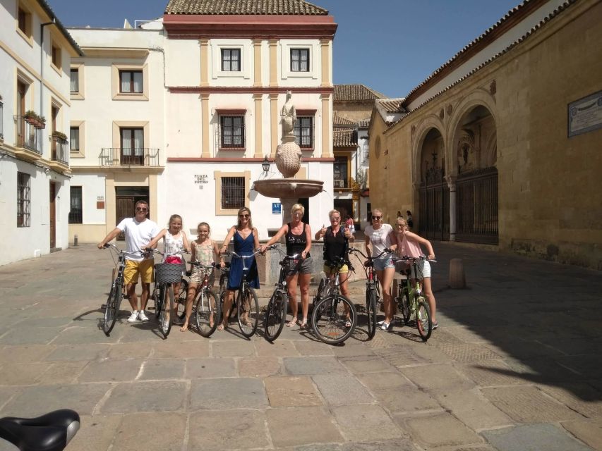Córdoba Daily Highlights Bike Tour - Viana Palace and Córdoba’s famous patios