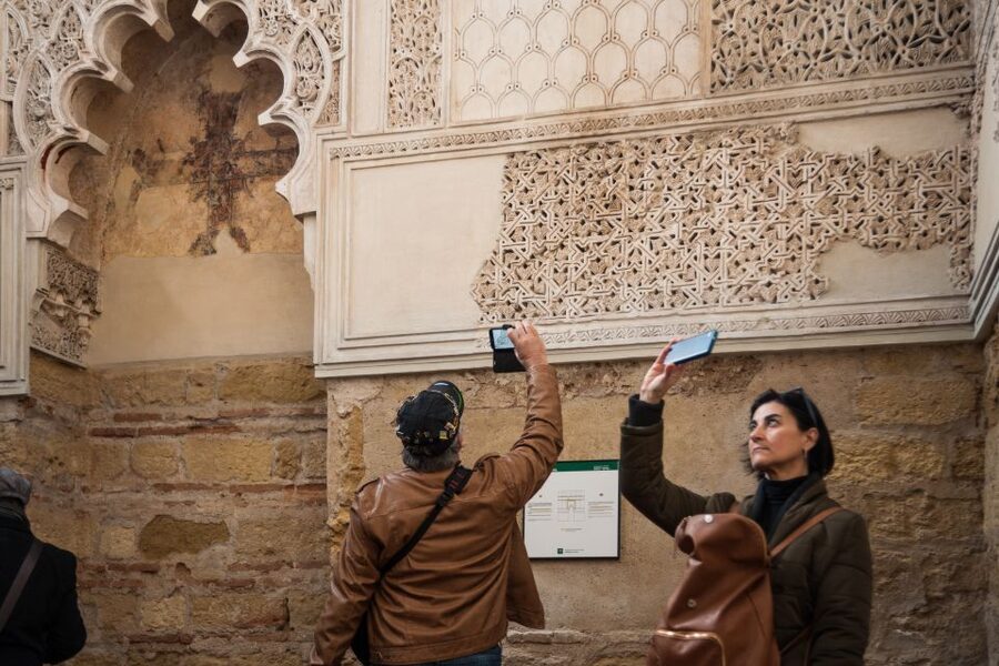 Cordoba: Jewish Quarter and Mosque-Cathedral Guided Tour - Who should book this tour?