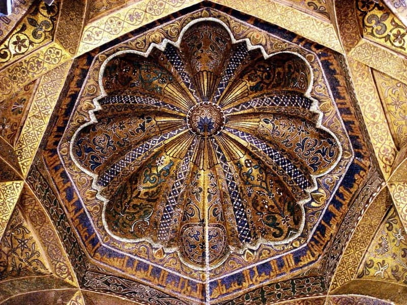 Córdoba: Jewish Quarter, Mosque, and Alcázar Tour - The Alcázar of the Christian Kings and its gardens