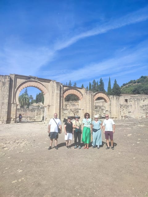 Cordoba: Medina Azahara Museum and Archaeological Site Tour - The five-minute transfer to the archaeological site