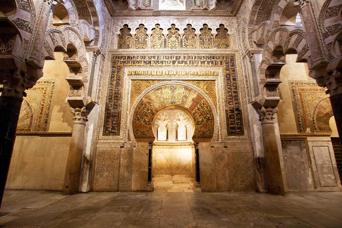 Cordoba Mosque and Jewish Quarter Guided Tour - A closer look at the 90-minute Mosque-Cathedral visit