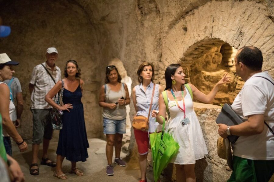 Córdoba: Mosque-Cathedral & Alcazar Guided Tour - Is $42 fair for two hours?